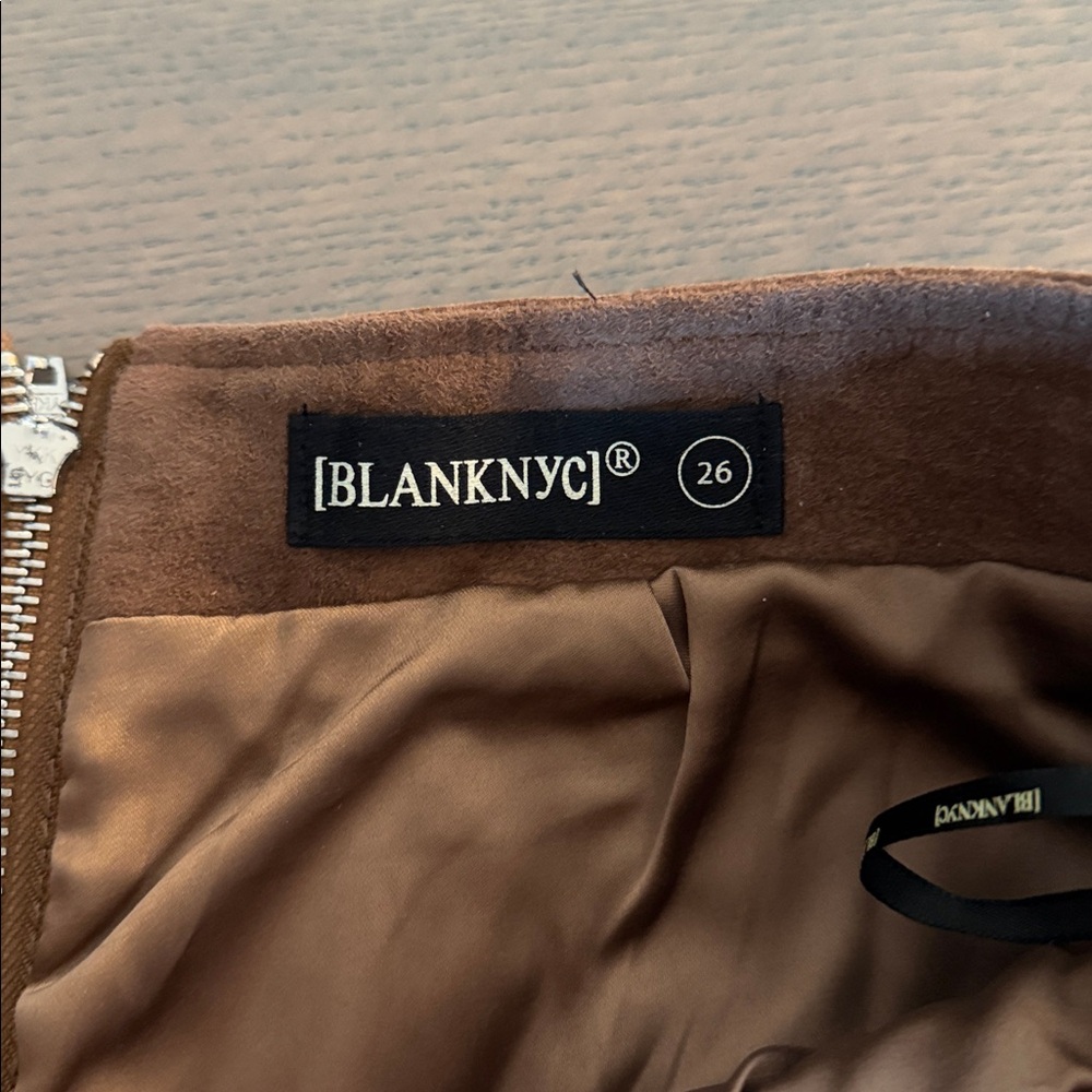 Blanknyc - Picture 3 of 3